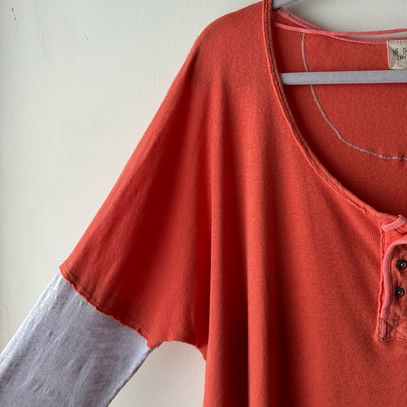 We The Free | Coral Oversized Distressed Star Henley Top - Picture 7 of 12